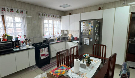Sobrado à venda com 4 quartos, sendo 1 suíte,  em Santana, São Paulo, SP