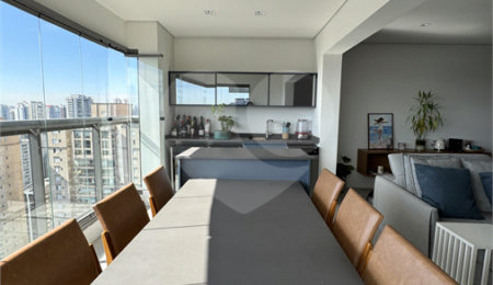 Apartamento à venda com 2 suítes em Jardim das Acácias, São Paulo, SP