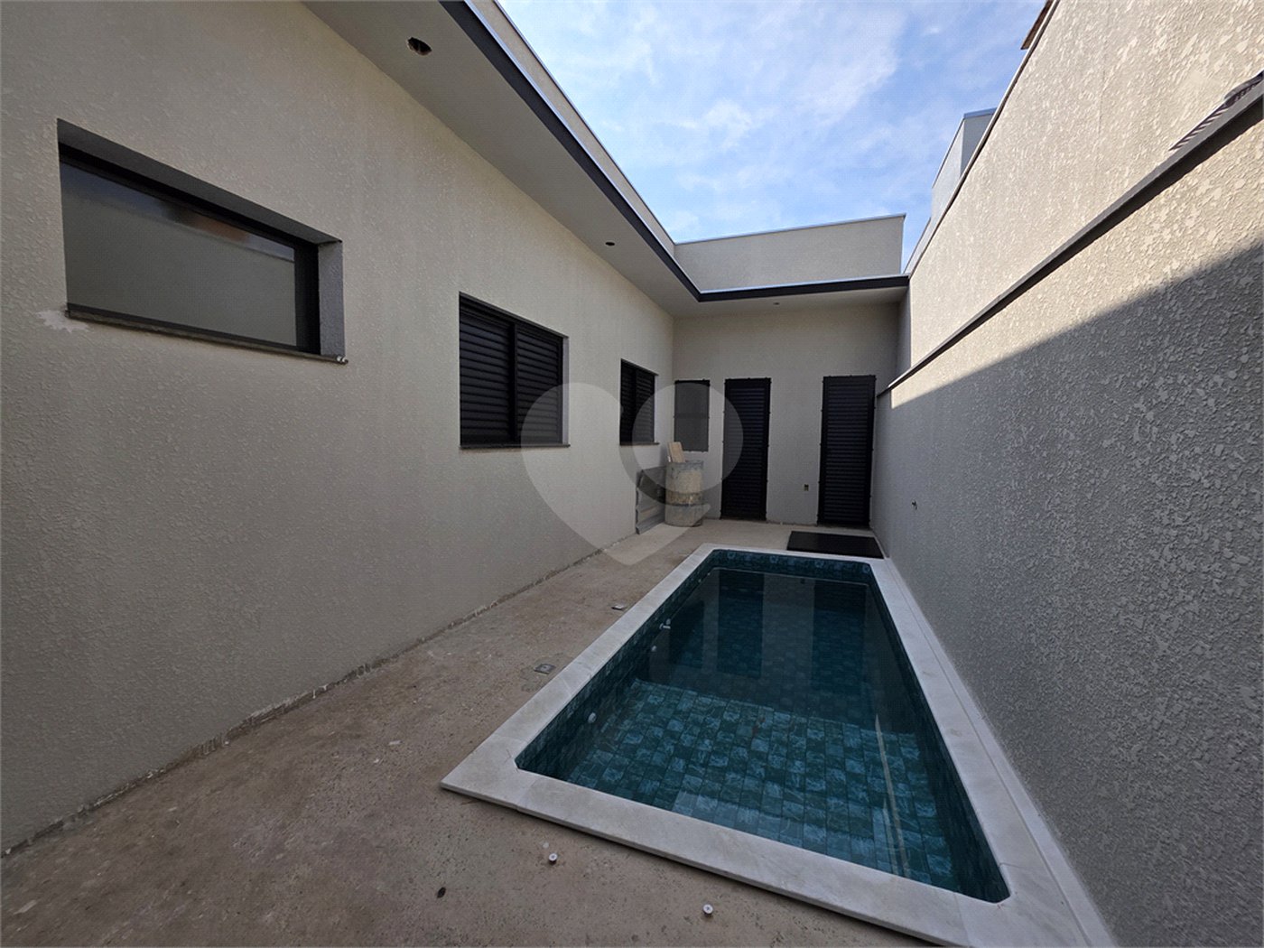 Casa à venda com 3 quartos, sendo 1 suíte,  no condomínio Reserva Ipanema I, Sorocaba - SP