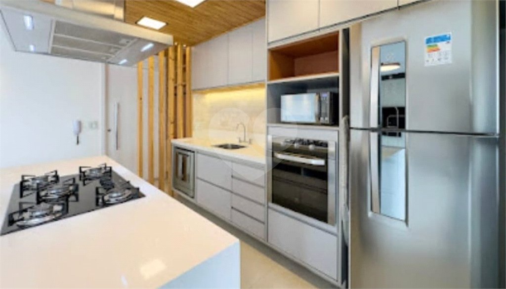 Apartamento à venda com 3 quartos, sendo 1 suíte, em Vila Olímpia, São Paulo, SP