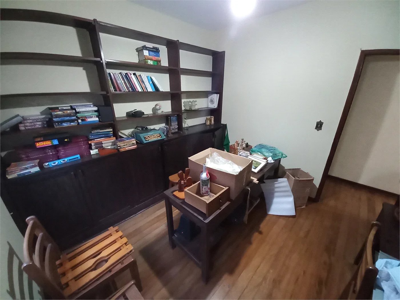 Casa à venda com 4 quartos, sendo 2 suítes, em Parque Esmeralda, São Paulo, SP