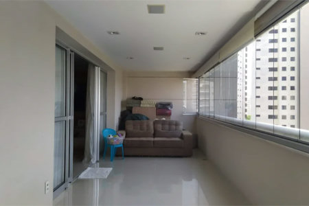 Apartamento à venda com 3 suítes em Jardim Londrina, São Paulo, SP