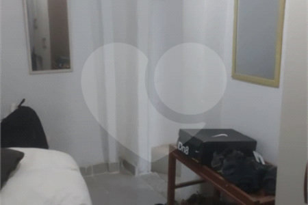 Casa de Vila à venda com 2 quartos em Cidade Nova, Rio de Janeiro, RJ