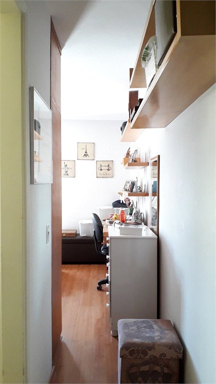 Sobrado à venda com 5 quartos, sendo 1 suíte, em Jardim Caravelas, São Paulo, SP