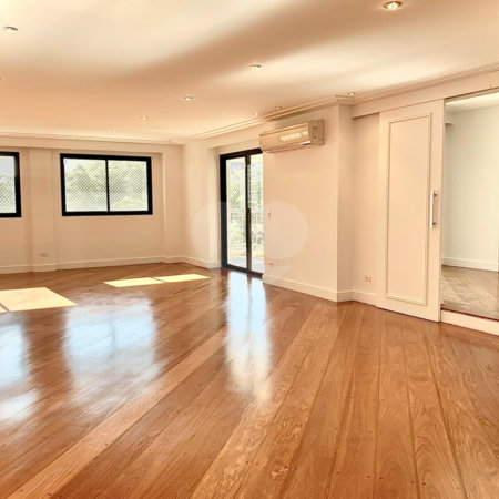 Apartamento à venda com 4 suítes em Jardim Marajoara, São Paulo, SP