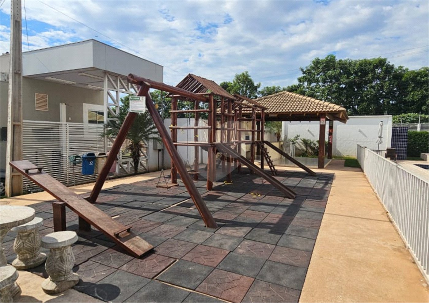 Casa à venda com 2 quartos em Parque Atalaia, Cuiabá, MT