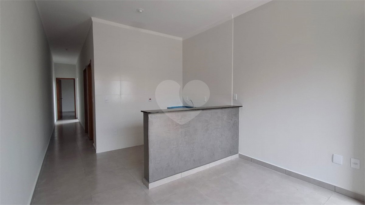 Casa de Vila à venda com 2 quartos em Jardim Santa Marta, Sorocaba, SP