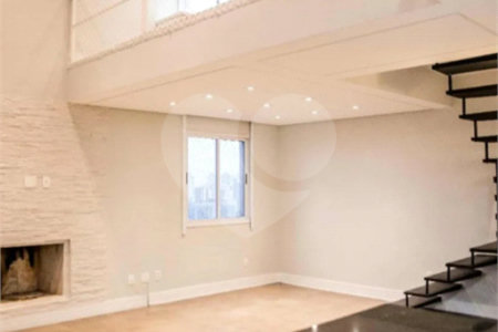 Apartamento à venda com 1 quarto em Vila Suzana, São Paulo, SP