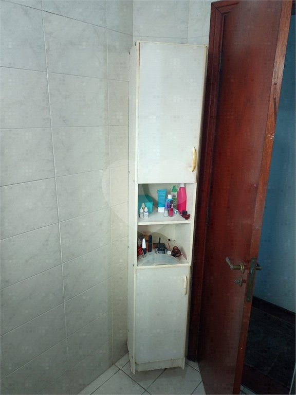 Sobrado à venda com 3 quartos em Jardim Colombo, São Paulo, SP