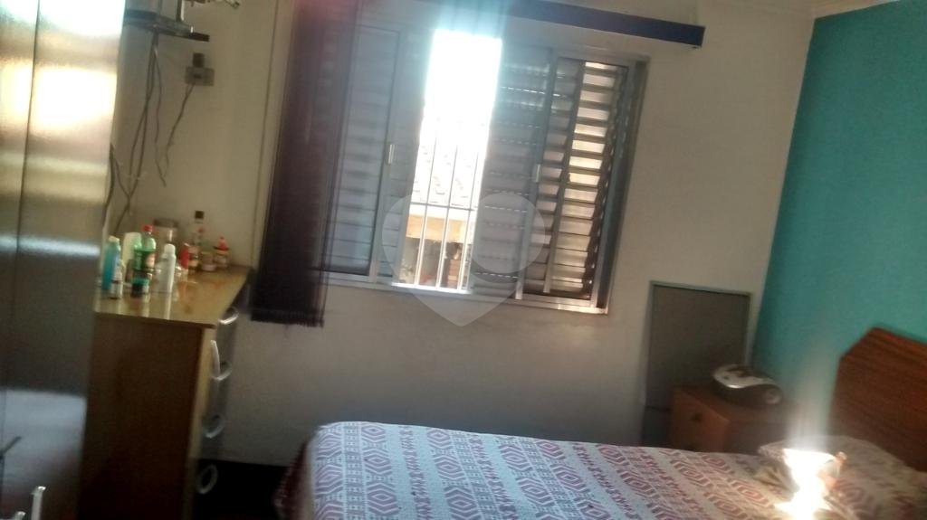 Casa à venda com 4 quartos, sendo 1 suíte, em Parque Vitória, São Paulo, SP