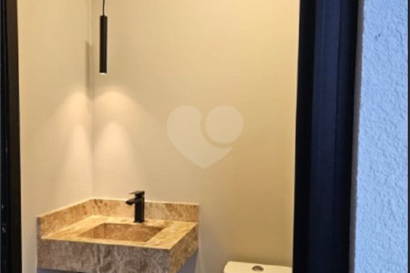 Casa à venda com 3 quartos, sendo 1 suíte,  no condomínio Helena Maria, Sorocaba - SP