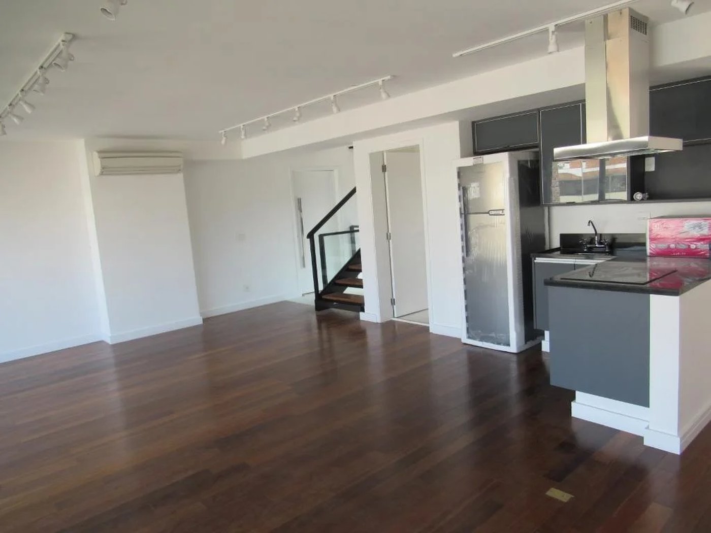 Apartamento à venda com 1 suíte em Vila Progredior, São Paulo, SP