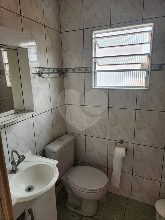 Sobrado à venda com 3 quartos em Vila Dalila, São Paulo, SP