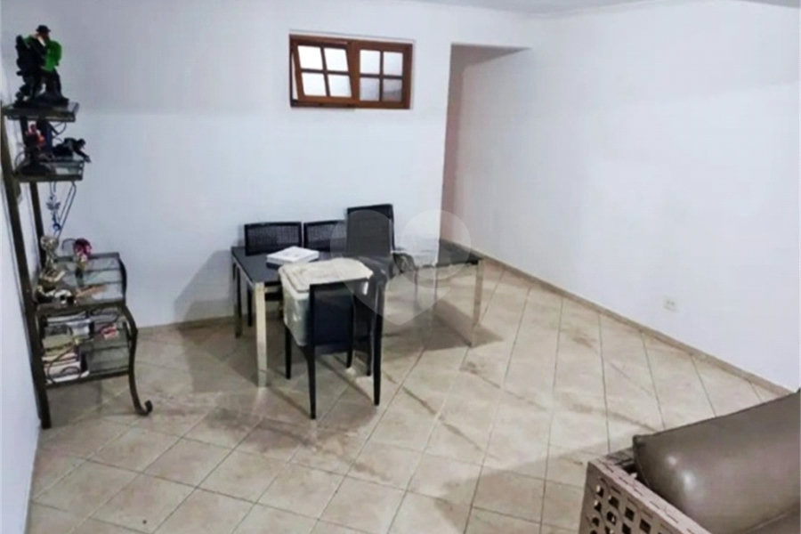 Casa à venda com 4 quartos, sendo 3 suítes, em Parada Inglesa, São Paulo, SP