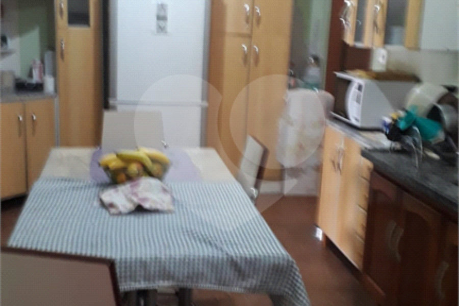Sobrado à venda com 4 quartos no Brasilândia, São Paulo, SP