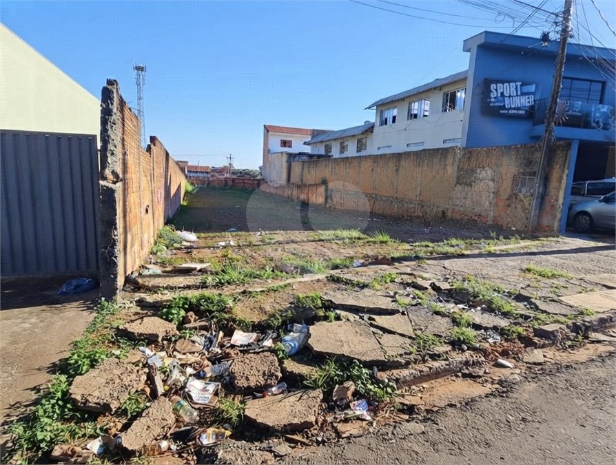 Oportunidade Comercial: Terreno de 525m² em Localização Estratégica no Parque Sissi!
