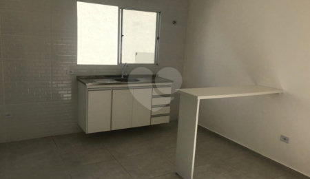 Casa de Vila à venda com 2 quartos em Jardim São Felipe, Atibaia, SP