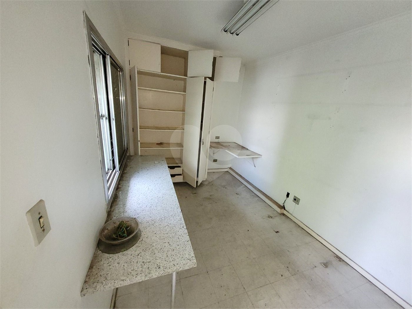Sobrado à venda com 10 quartos em Campo Belo, São Paulo, SP