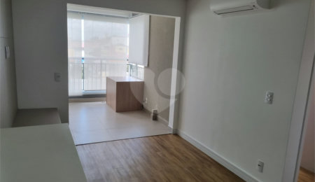 Apartamento à venda com 2 quartos, sendo 1 suíte,  em Santo Amaro, São Paulo, SP
