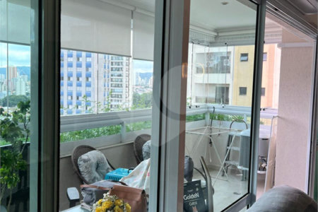 Apartamento à venda com 3 suítes em Água Fria, São Paulo, SP
