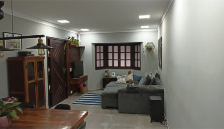 Sobrado à venda com 3 quartos, sendo 1 suíte,  em Parque São George, Cotia, SP