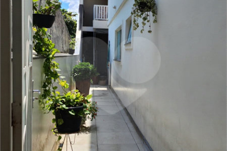 Sobrado à venda com 3 quartos, sendo 1 suíte, em Jardim Nossa Senhora do Carmo, São Paulo, SP