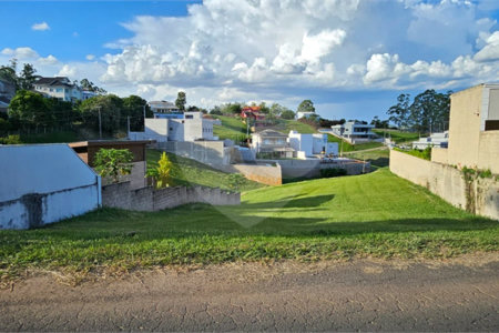 Terreno à venda com 1 suíte no condomínio Santa Teresa 1, Vinhedo - SP