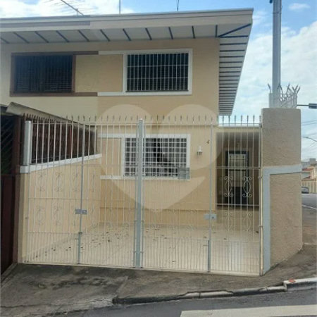 Sobrado à venda com 3 quartos, sendo 1 suíte, em Parque Vitória, São Paulo, SP