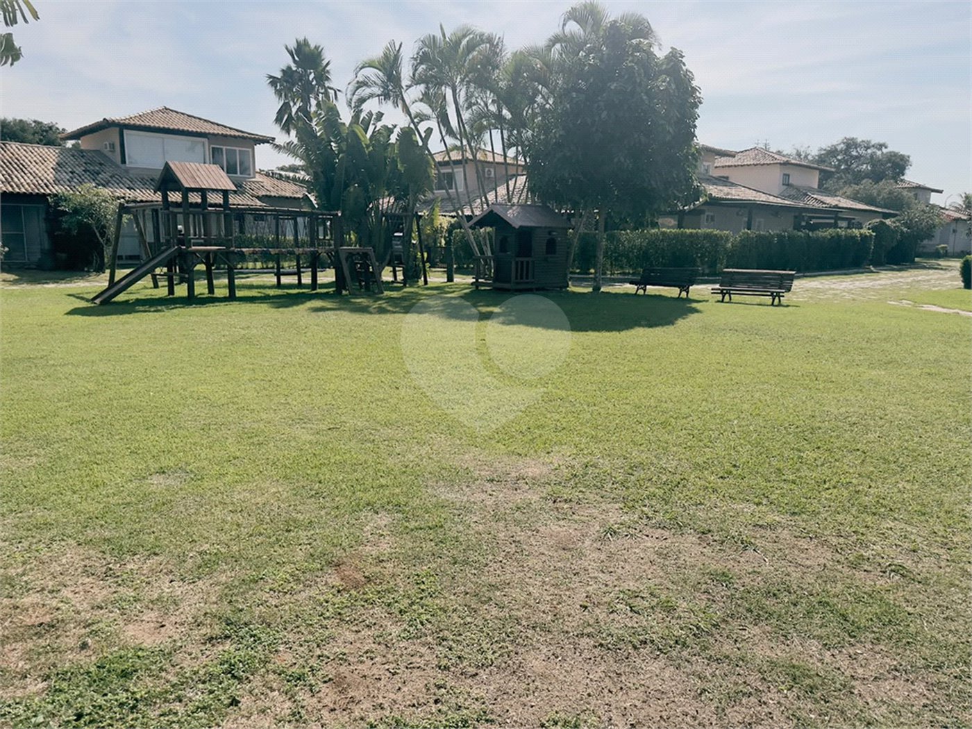Casa em condomínio à venda com 4 quartos, sendo 3 suítes, em Manguinhos, Armação dos Búzios, RJ