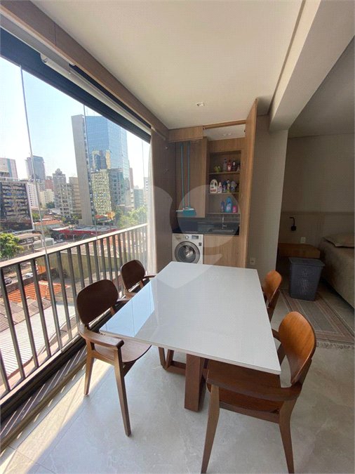 Apartamento à venda ou para alugar com 1 suíte em Itaim Bibi, São Paulo, SP