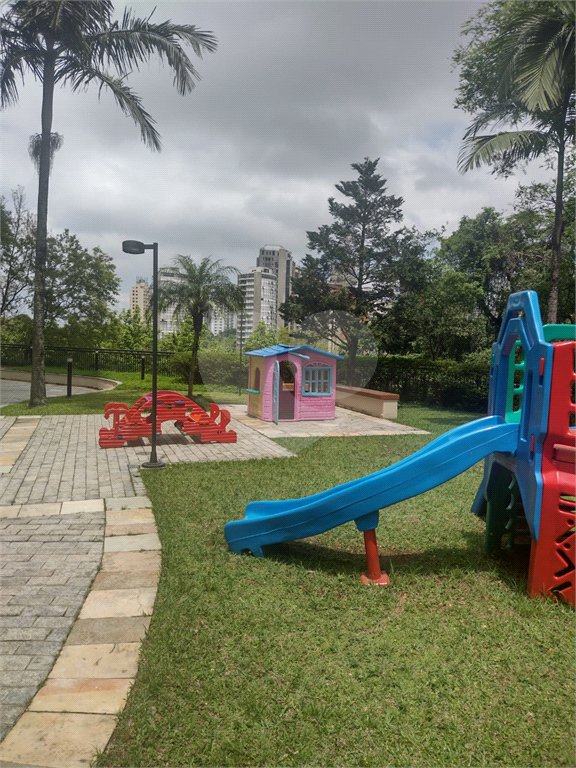 Apartamento à venda com 3 suítes em Vila Suzana, São Paulo, SP