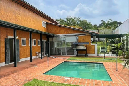 Casa à venda com 4 suítes no condomínio Miollo da Granja, Cotia - SP