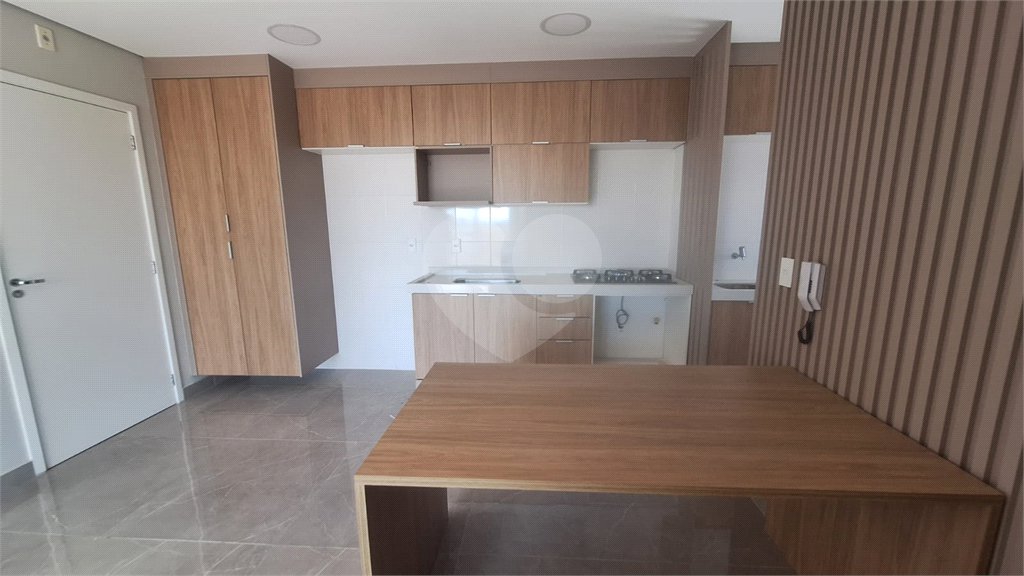 Apartamento à venda com 3 quartos, sendo 1 suíte, em Wanel Ville, Sorocaba, SP