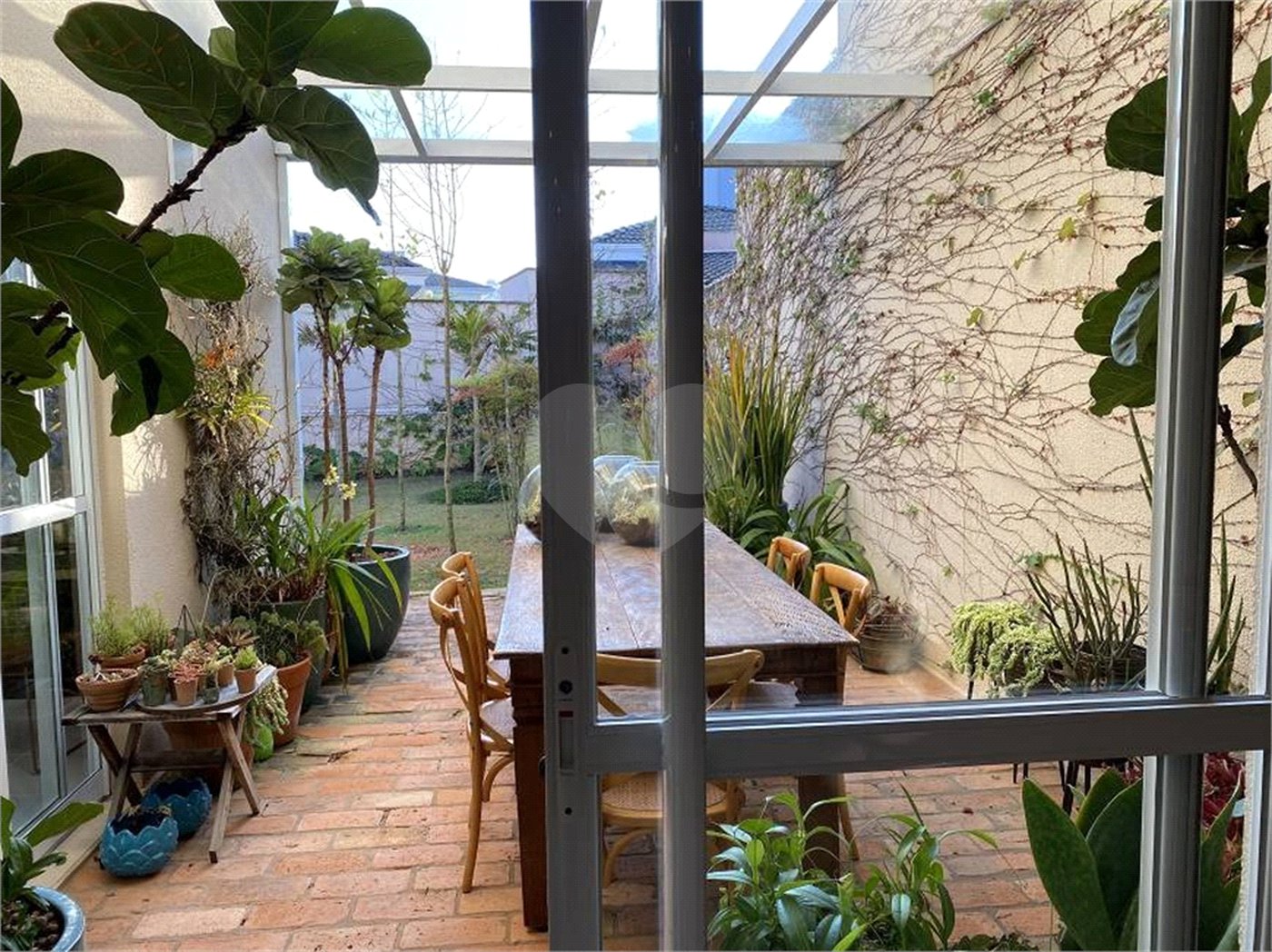 Casa à venda com 4 suítes no condomínio Villa Veneto, Itatiba - SP