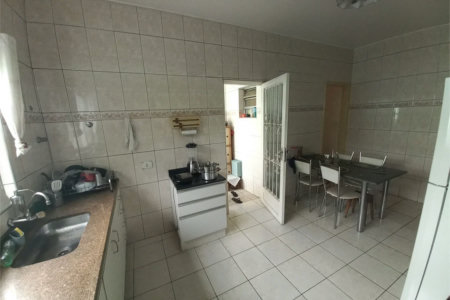 Casa Térrea à venda com 3 quartos em Jardim Maria Virginia, São Paulo, SP