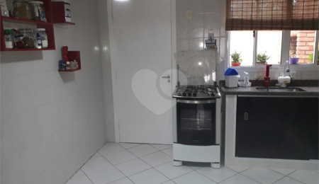 Casa à venda com 3 quartos, sendo 2 suítes, no condomínio Residencial Villagio Del Cuore, São Paulo - SP