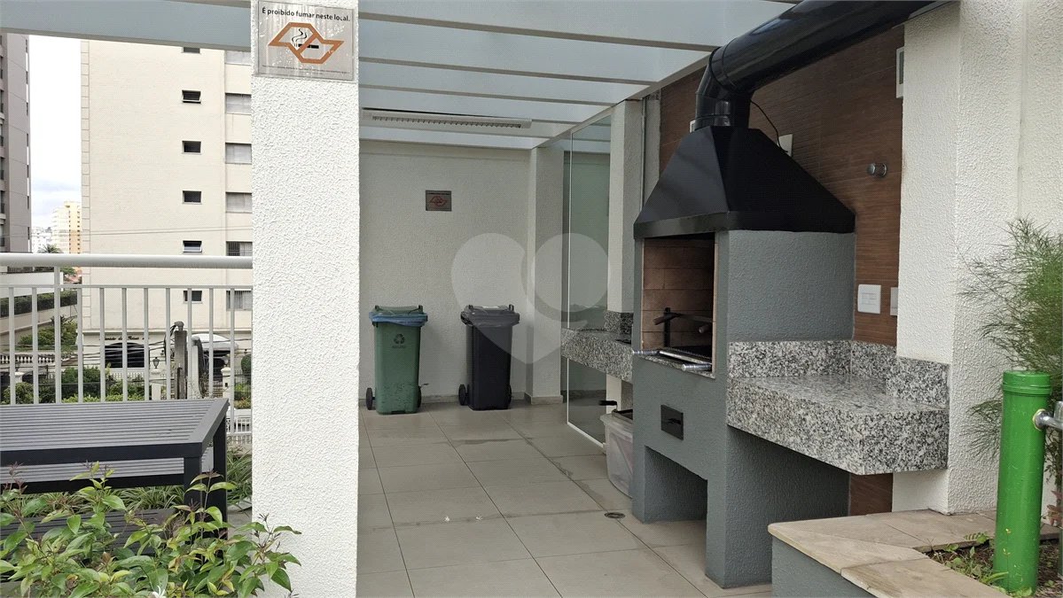 Apartamento com 2 vagas no Campo Belo