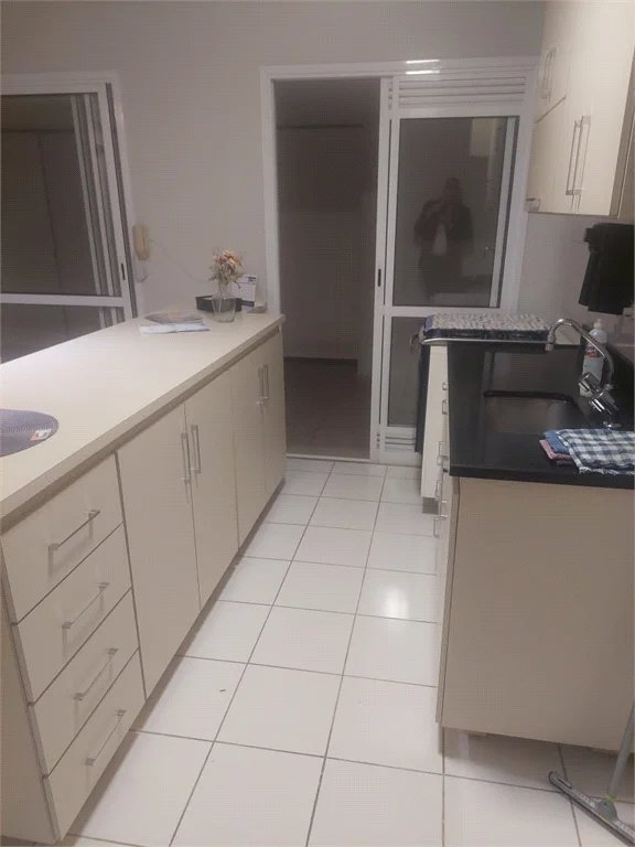 Apartamento à venda com 3 quartos, sendo 2 suítes, em Vila Andrade, São Paulo, SP
