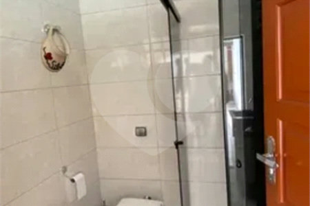 Sobrado à venda com 4 quartos, sendo 1 suíte, em Jardim Colorado, São José dos Campos, SP