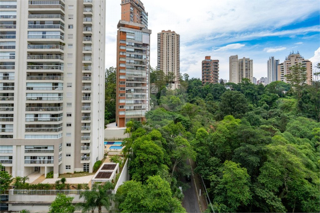 Apartamento à venda com 2 suítes em Jardim Fonte do Morumbi, São Paulo, SP