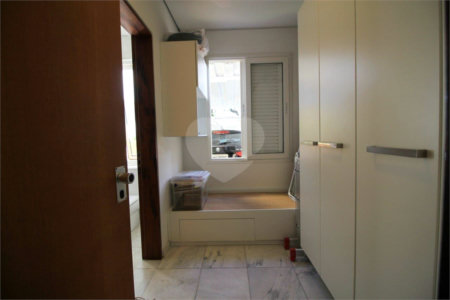 Casa à venda ou para alugar com 5 quartos, sendo 3 suítes, em Vila Madalena, São Paulo, SP