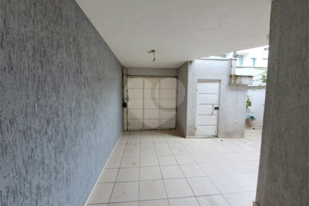 Sobrado à venda com 4 quartos, sendo 1 suíte, em Planalto Paulista, São Paulo, SP
