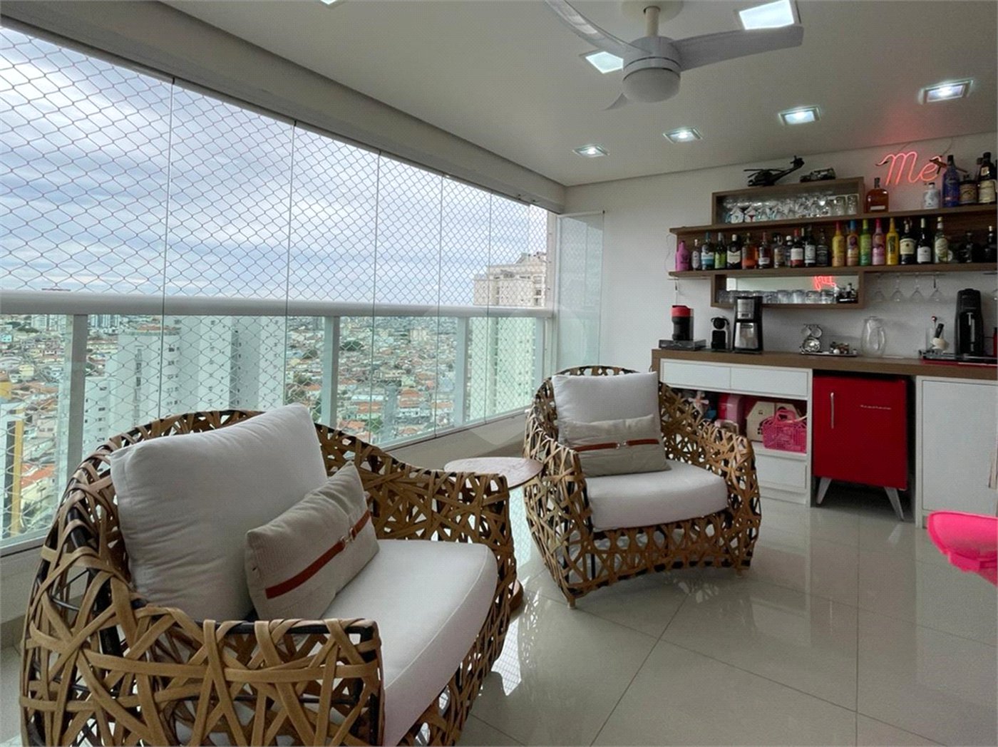 Apartamento à venda com 3 suítes em Santa Teresinha, São Paulo, SP