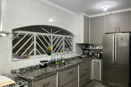 Casa à venda com 3 quartos, sendo 1 suíte,  em Jardim Astro, Sorocaba, SP