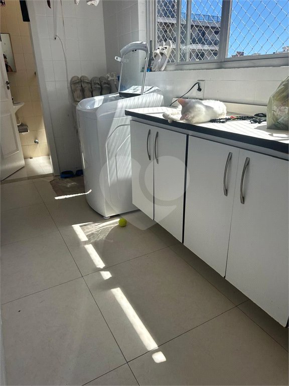 Apartamento à venda com 3 quartos, sendo 1 suíte, em Passagem, Cabo Frio, RJ