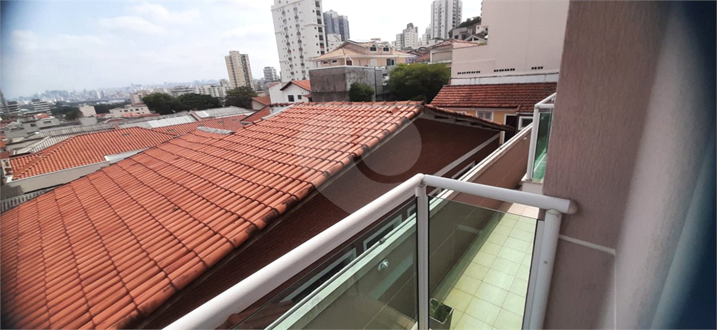 Casa à venda com 3 quartos, sendo 2 suítes, no condomínio Mário Araújo, São Paulo - SP