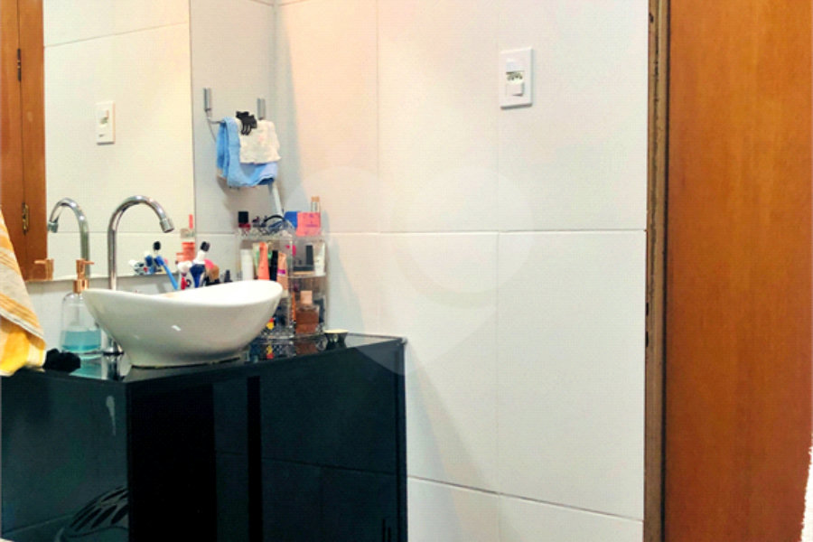 Sobrado à venda com 2 quartos em Santana, São Paulo, SP