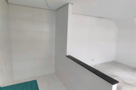 Casa à venda com 2 quartos no condomínio Sindona Parque 1, Cotia - SP