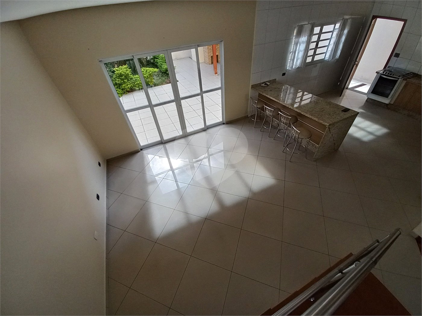 Sobrado à venda com 3 quartos, sendo 1 suíte, em Lar São Paulo, São Paulo, SP