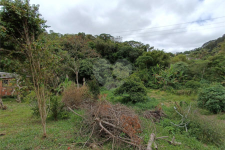 Casa à venda com 3 quartos, sendo 1 suíte, em Jardim Caparelli (mailasqui), São Roque, SP